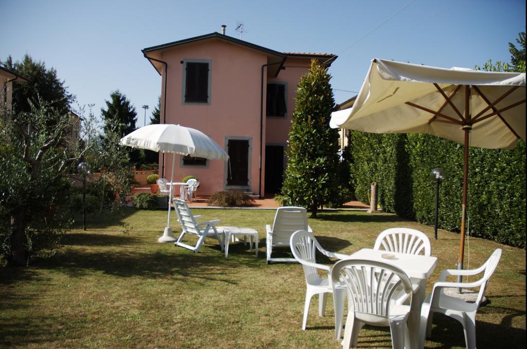 Affittacamere Villa Delia Лукка Екстер'єр фото